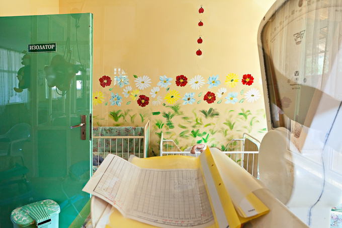 Labyrinth of Glass #4, Archival Pigment Print, 50 x 75 cm, 5+2 AP, framed