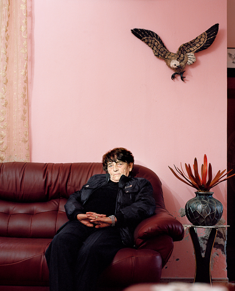 Qjuste 1/3, Albania 2010