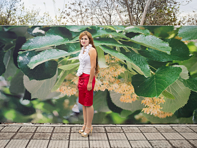 The bartered bride #12, Archival Pigment Print, 111 x 144 cm, 5+2 AP, framed